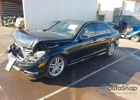 2013 Mercedes-Benz C 250 Sport from USA, damaged, VIN WDDGF4HB3DA755143